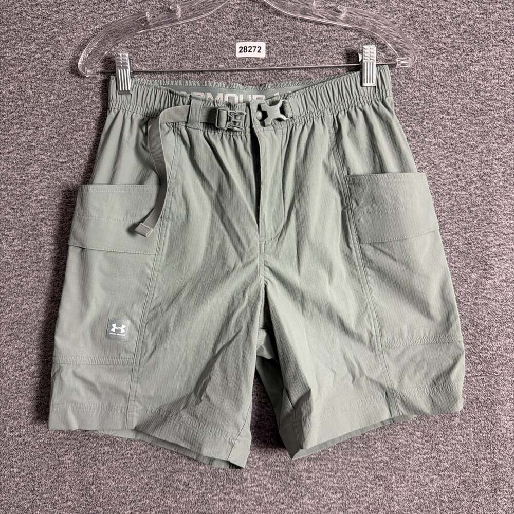Under Armour Men's Size Small Green Expanse Woven Belted Cargo Shorts 7"